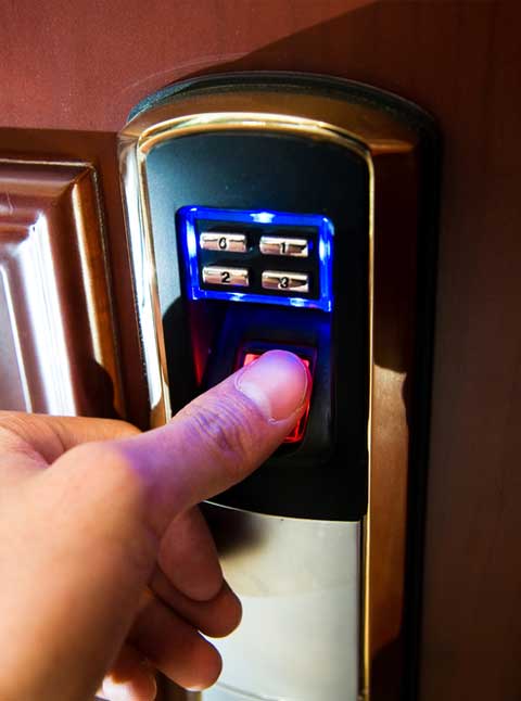 Des Plaines keyless entry system benefits